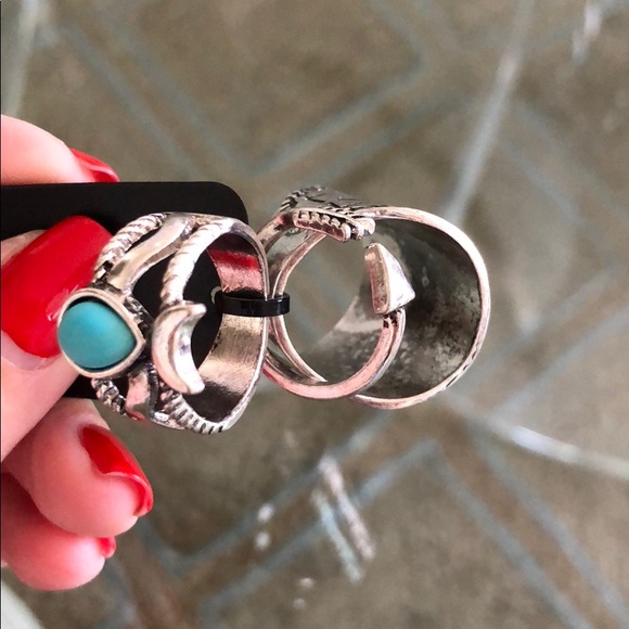 ✨Boho Antiqued Silver & Turquoise Ring Set✨ - Picture 4 of 4